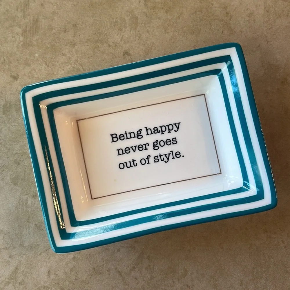 Two’s Company Petite Wise Saying Trinket Tray